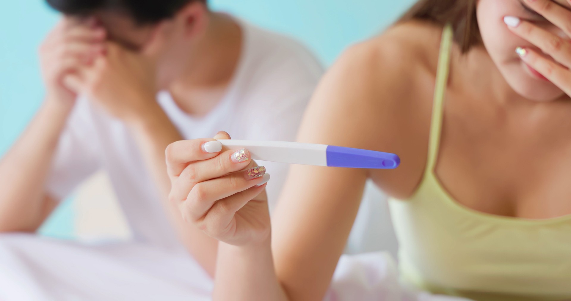 women has pregnancy test